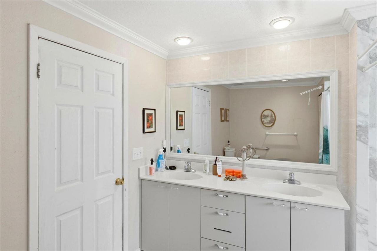 2512 16th Avenue Drive E, Bradenton, FL 34208 Photo