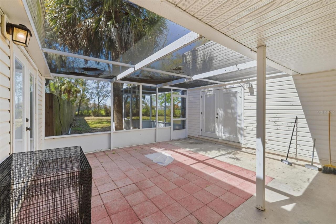 2512 16th Avenue Drive E, Bradenton, FL 34208 Photo