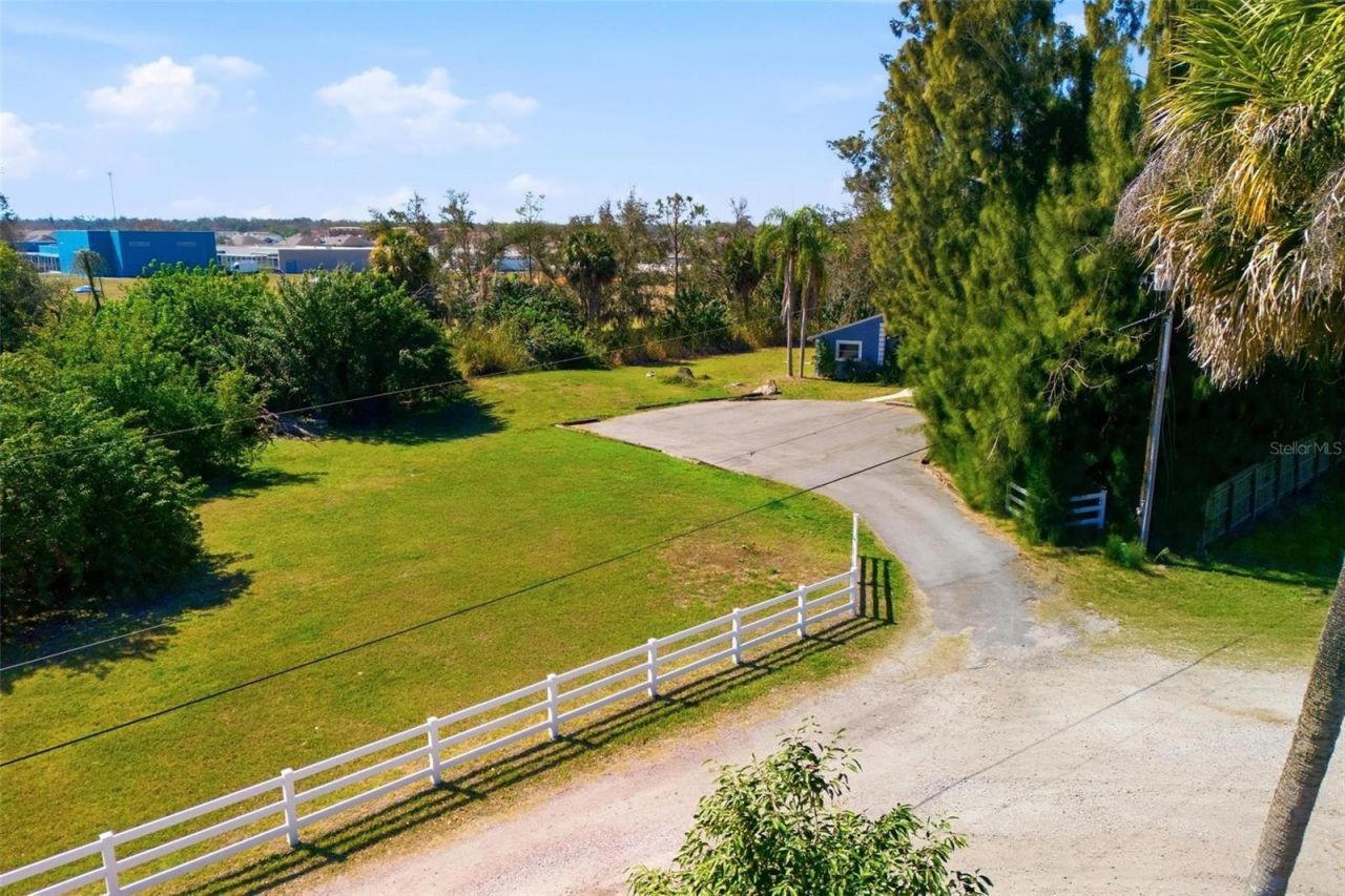 2512 16th Avenue Drive E, Bradenton, FL 34208 Photo