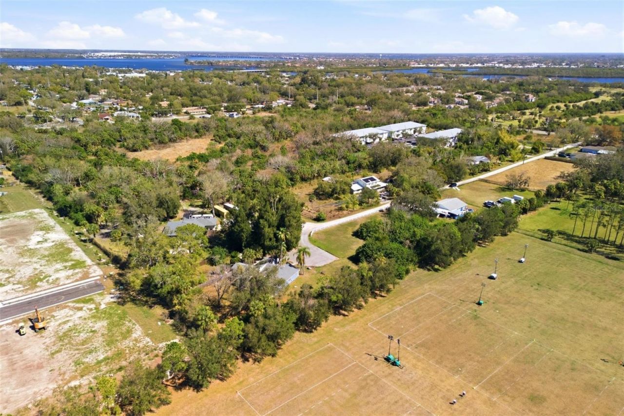 2512 16th Avenue Drive E, Bradenton, FL 34208 Photo