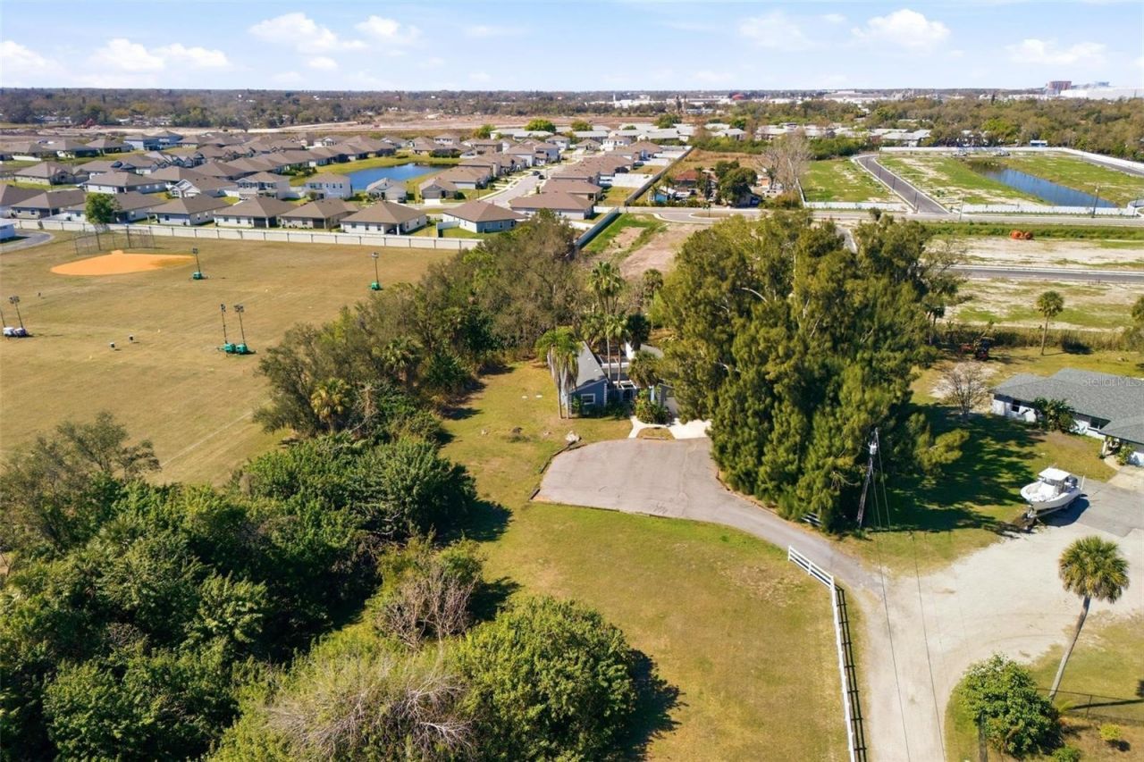 2512 16th Avenue Drive E, Bradenton, FL 34208 Photo