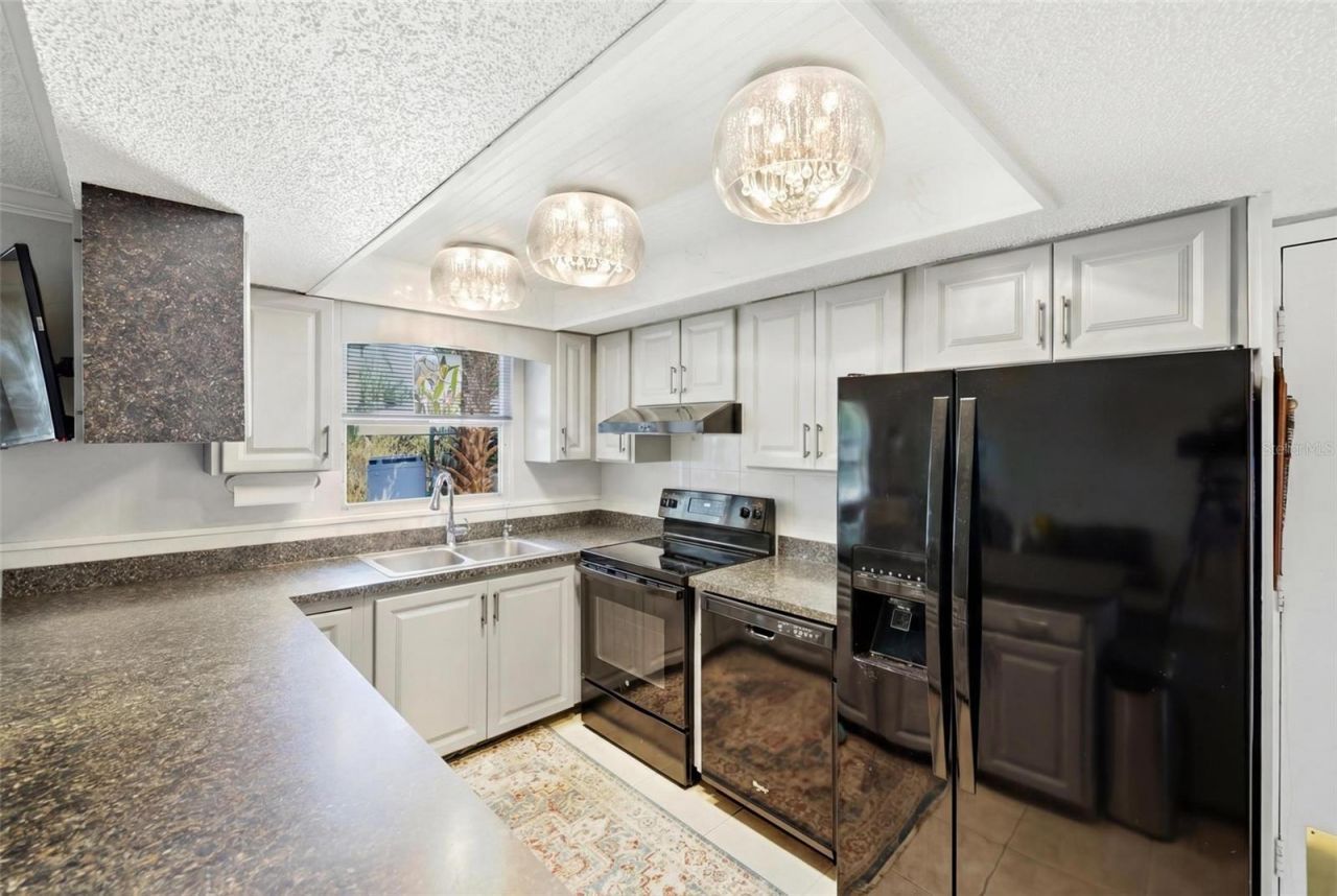 2512 16th Avenue Drive E, Bradenton, FL 34208 Photo