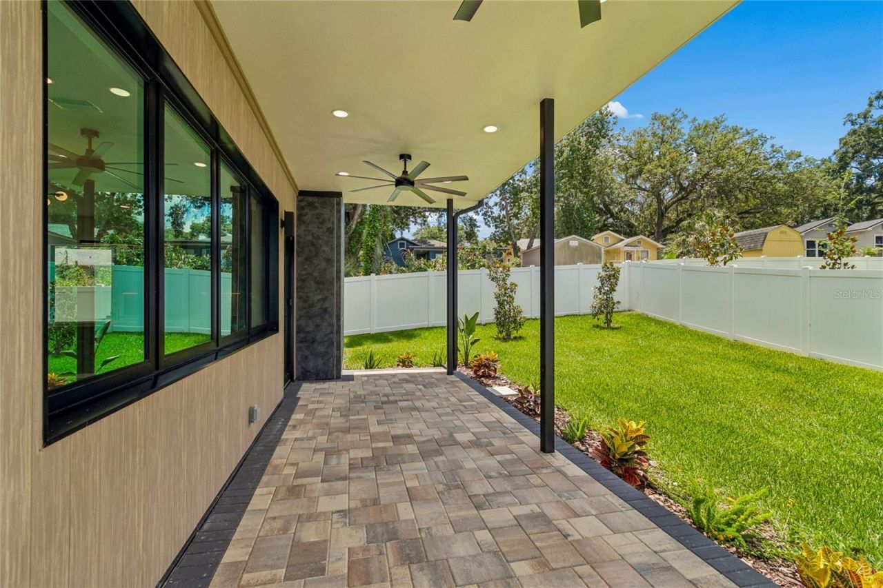 1305 Hilton Place, Tampa, FL 33604 Photo