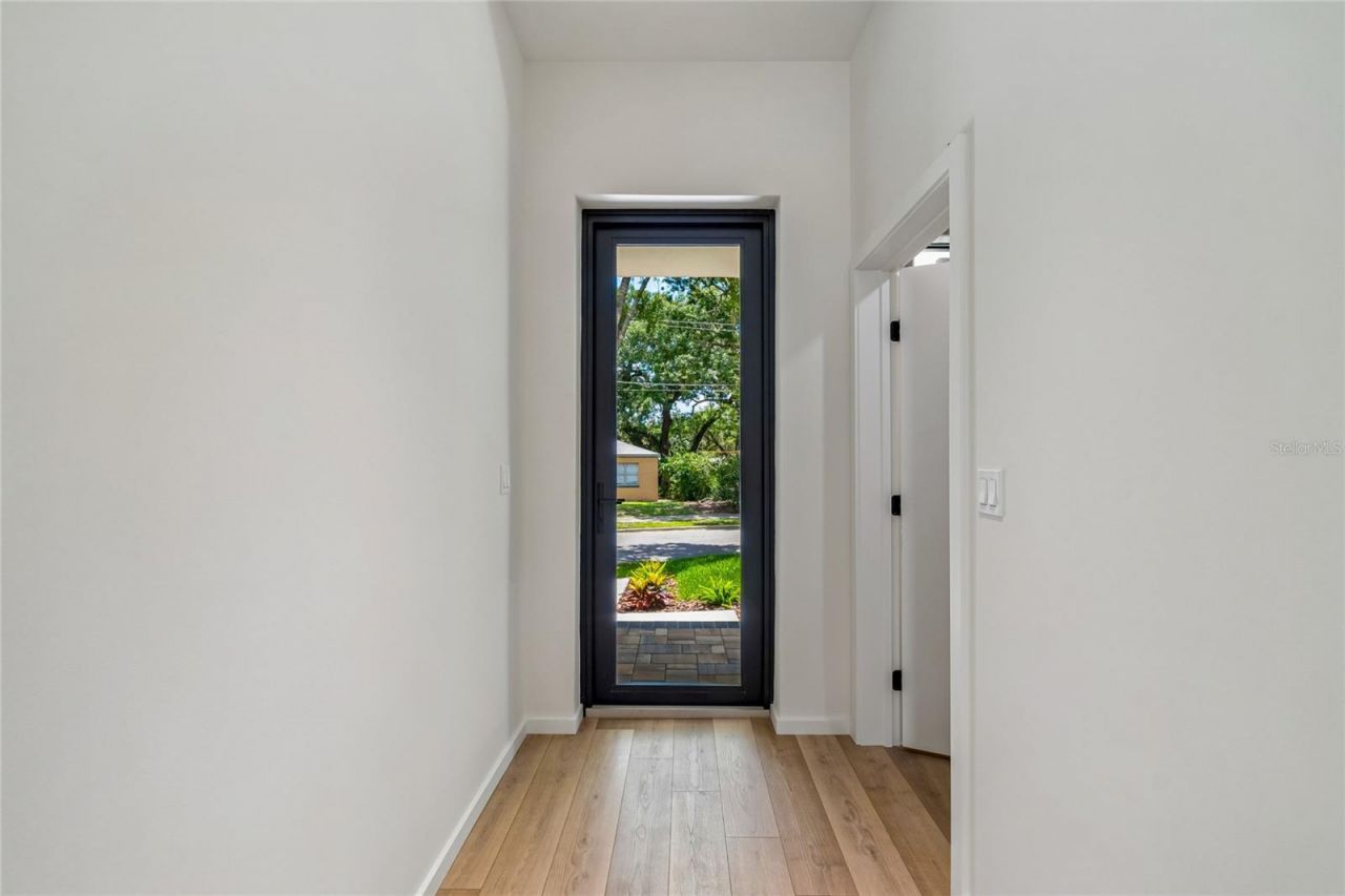 1305 Hilton Place, Tampa, FL 33604 Photo