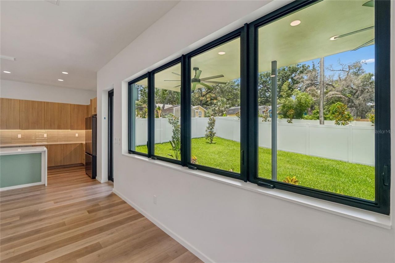 1305 Hilton Place, Tampa, FL 33604 Photo