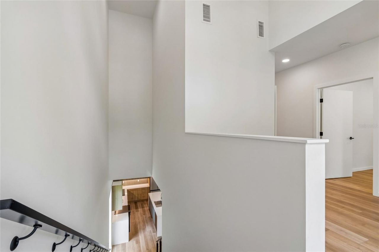1305 Hilton Place, Tampa, FL 33604 Photo