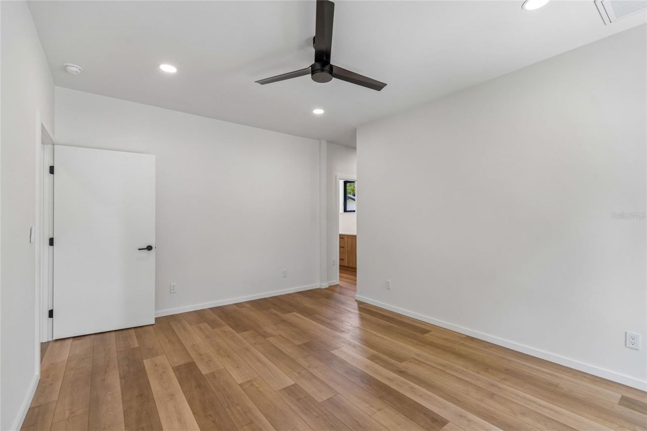 1305 Hilton Place, Tampa, FL 33604 Photo