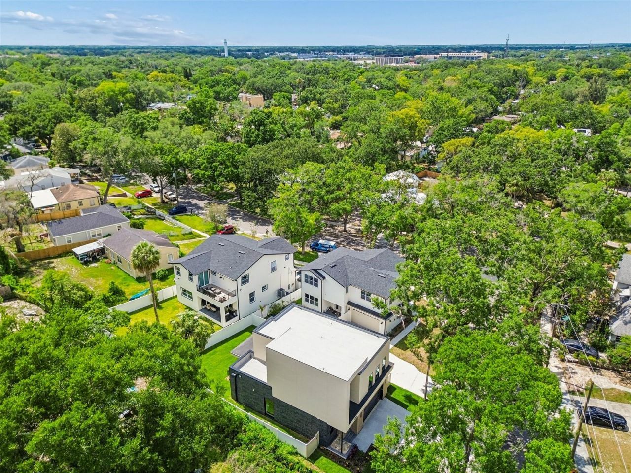 1305 Hilton Place, Tampa, FL 33604 Photo