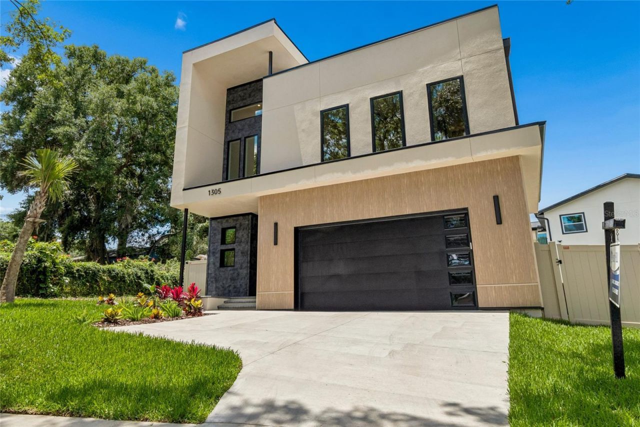 1305 Hilton Place, Tampa, FL 33604 Photo