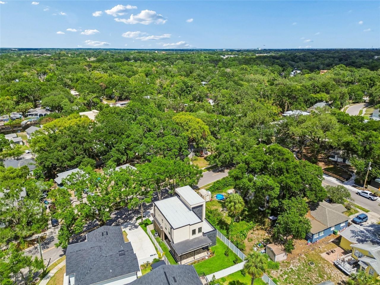 1305 Hilton Place, Tampa, FL 33604 Photo