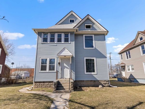 1611 S 4TH Street, ROCKFORD, IL 61104