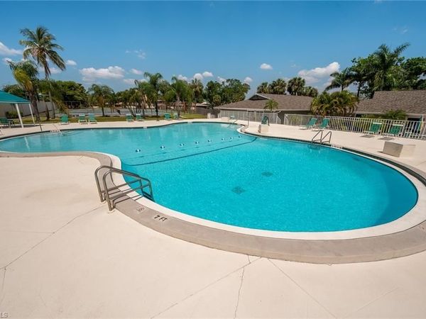 4280 Island CIR, Unit C, FORT MYERS, FL 33919