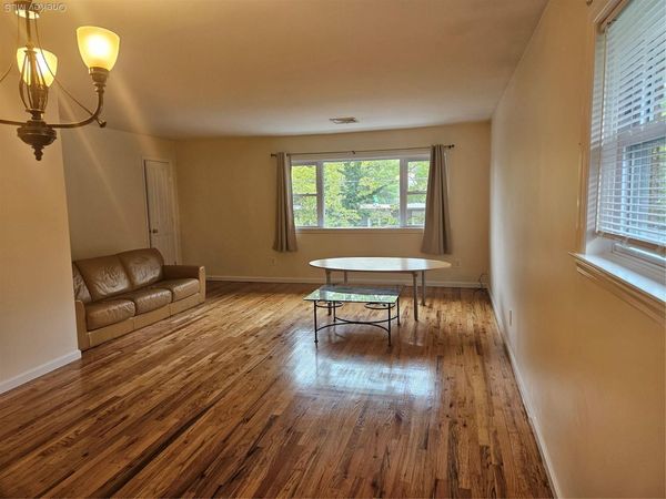 8 town path , Unit 2, Glen Cove, NY 11542