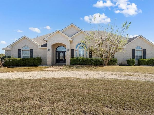 265 Wade Road , Eddy, TX 76524