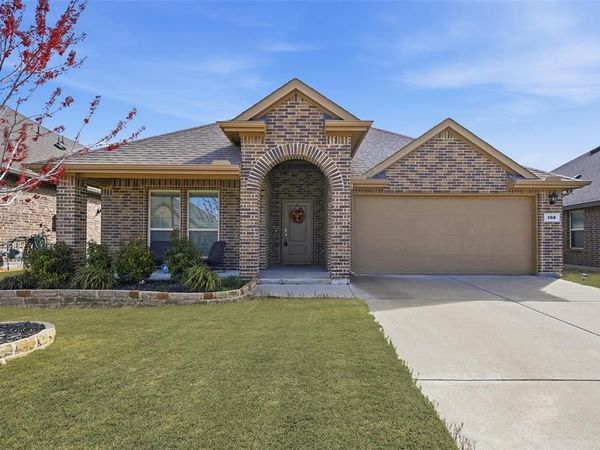 762 Fort Lane, Fate, TX 75189