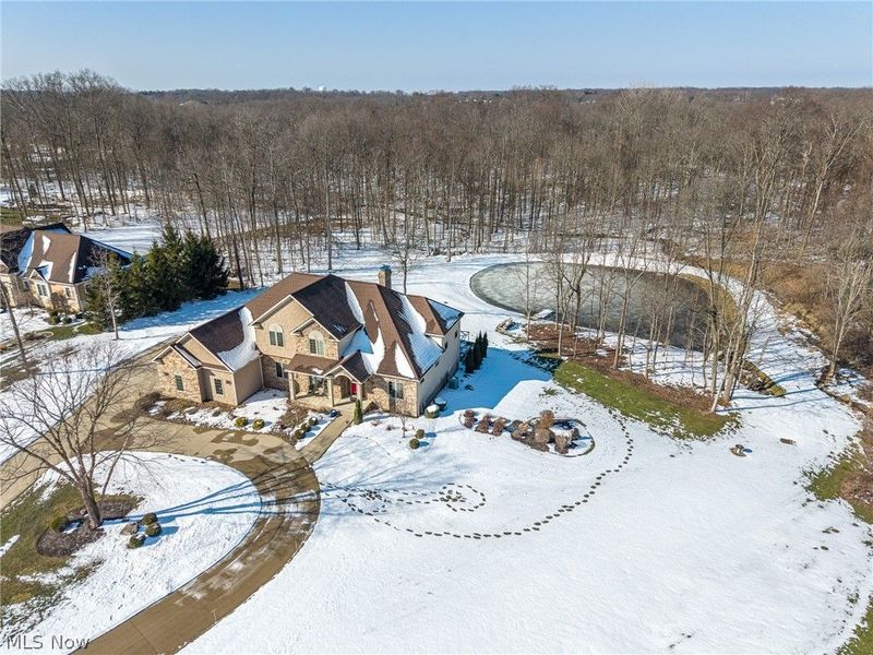 2502 Morning Star Drive, Hinckley, OH 44233 Photo 2