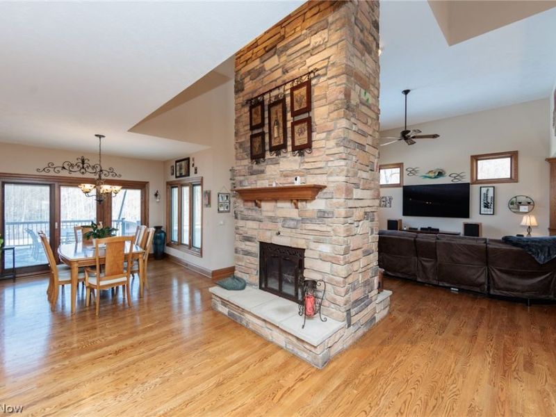 2502 Morning Star Drive, Hinckley, OH 44233 Photo 5