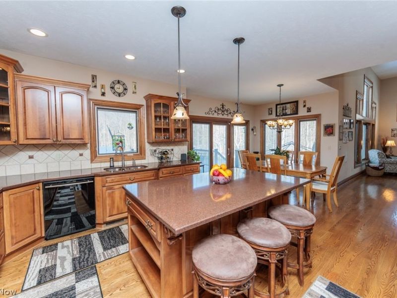 2502 Morning Star Drive, Hinckley, OH 44233 Photo 8