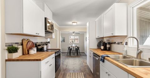 2117 Venus Dr, Sacramento, CA 95864 Photo