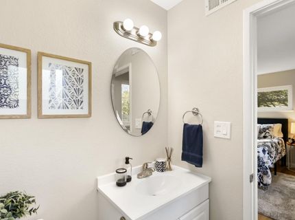 2117 Venus Dr, Sacramento, CA 95864 Photo