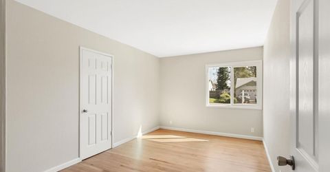 2117 Venus Dr, Sacramento, CA 95864 Photo