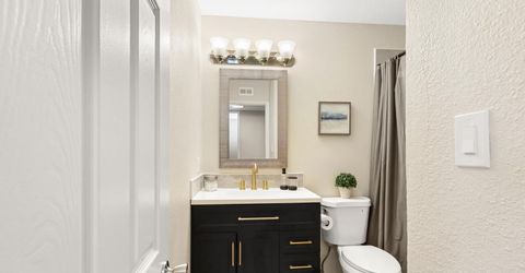 2117 Venus Dr, Sacramento, CA 95864 Photo