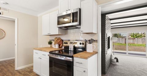 2117 Venus Dr, Sacramento, CA 95864 Photo