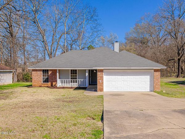 2123 Old Vicksburg Road, Clinton, MS 39056