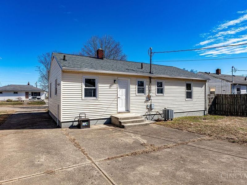 1625 Biscayne Drive, St Clair Twp, OH 45013 Photo 10