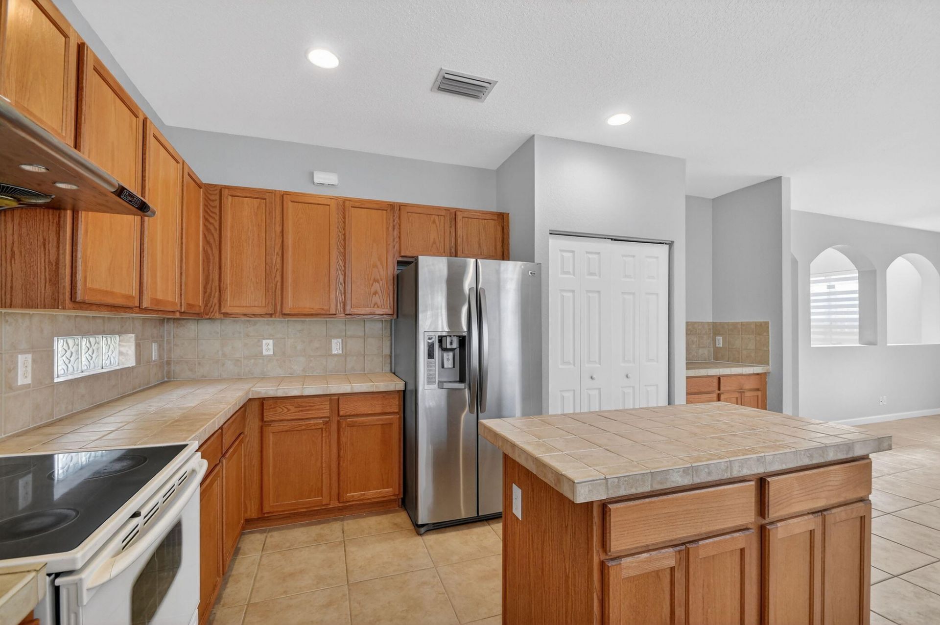 1053 Center Stone Lane, Riviera Beach, FL 33404 Photo