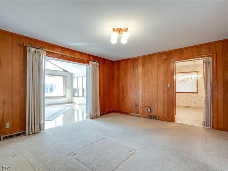 1196 N Skyline Drive, Seven Hills, OH 44131 Photo 17