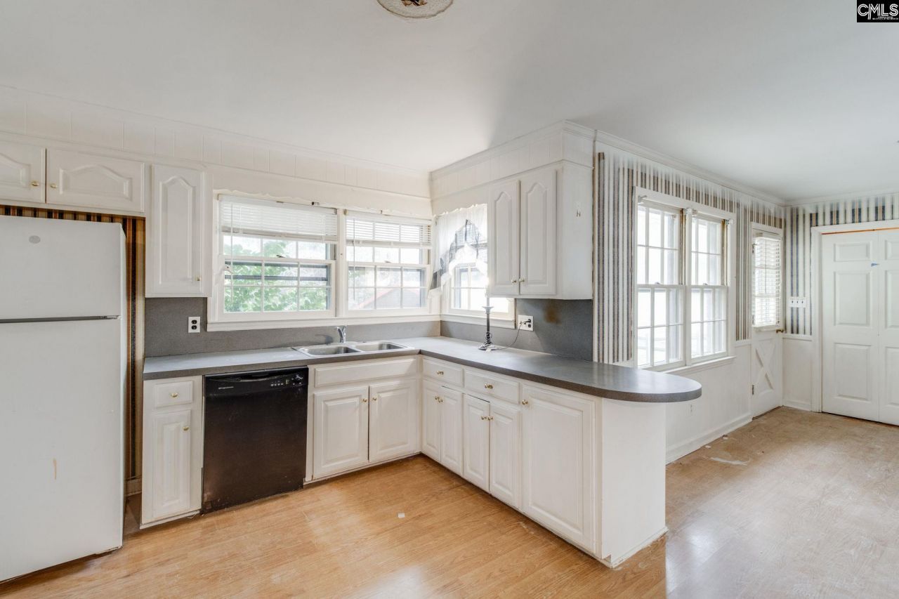 314 Cool Springs Drive  Photo 13