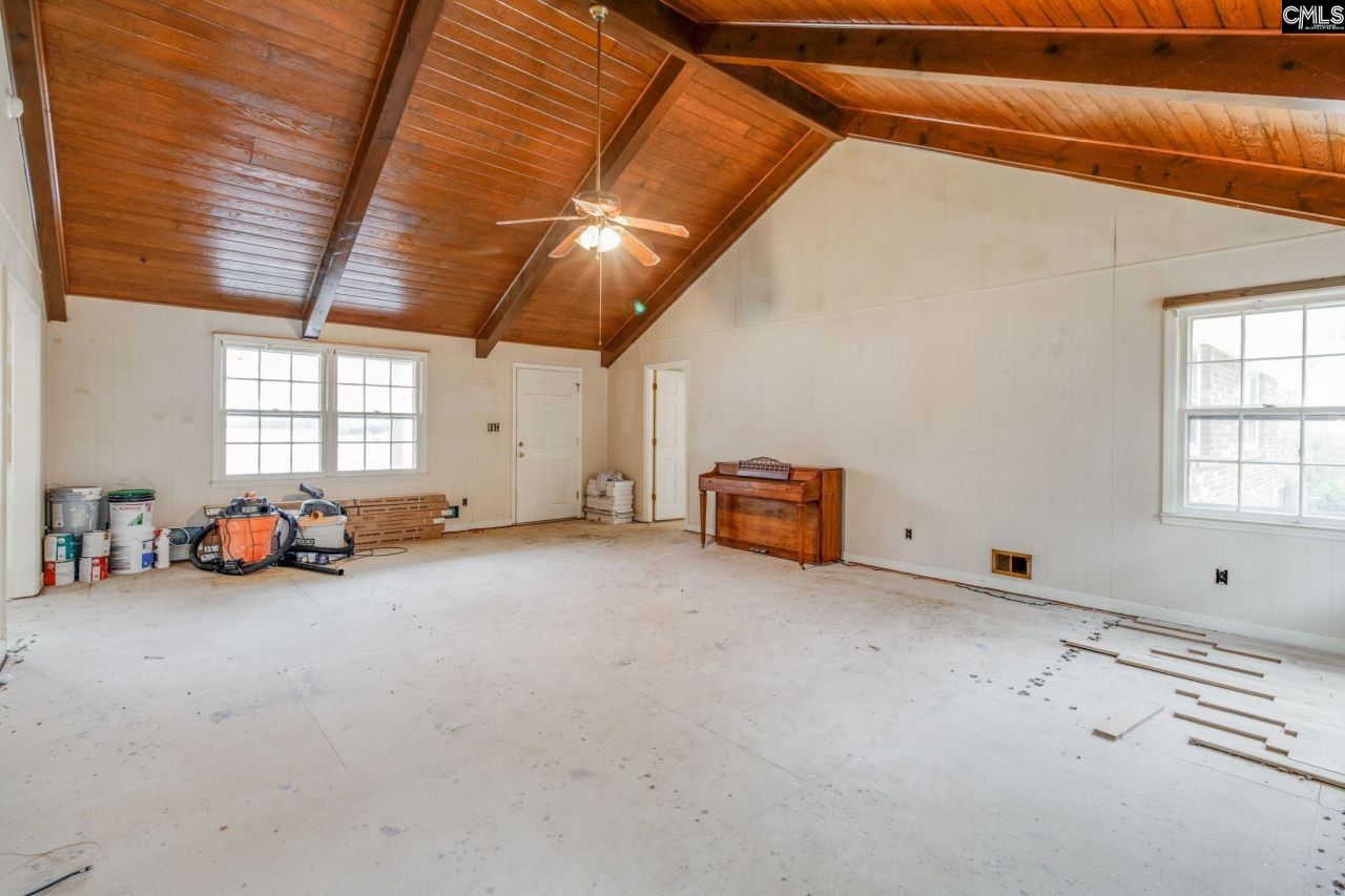 314 Cool Springs Drive  Photo 5