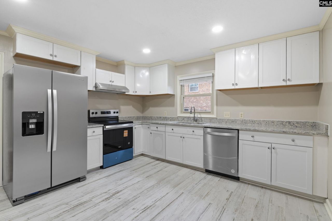 3301 Overcreek  Photo 13