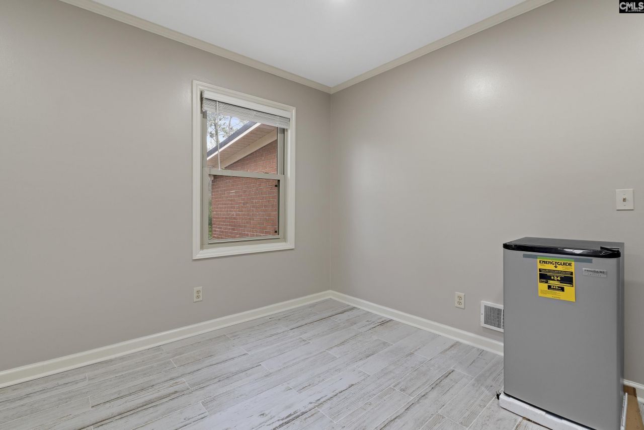 3301 Overcreek  Photo 16