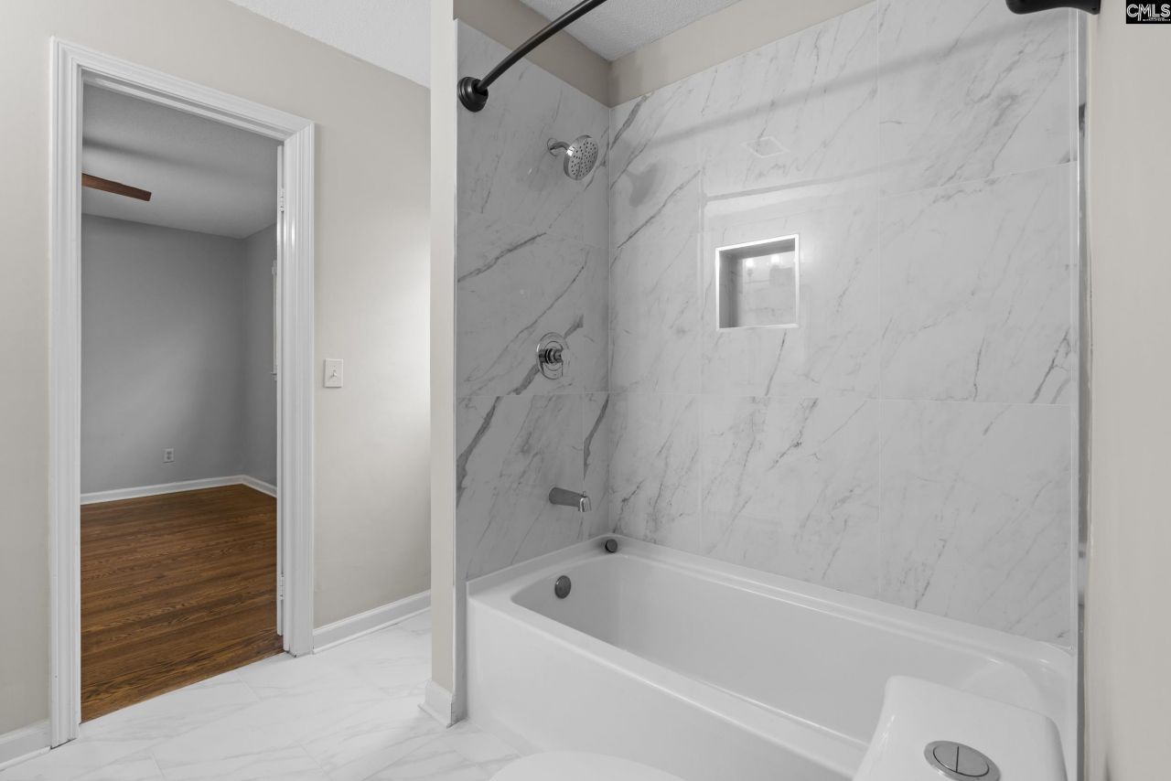 3301 Overcreek  Photo 25