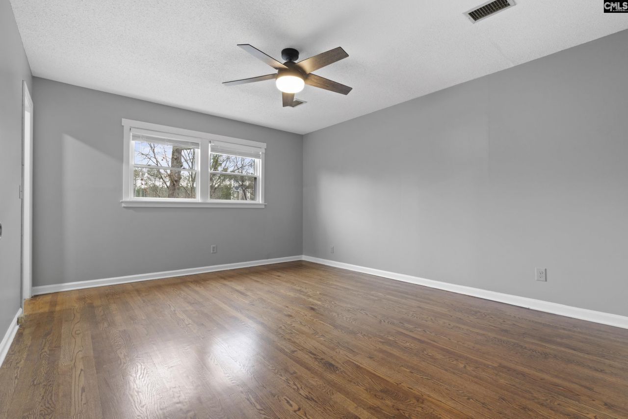 3301 Overcreek  Photo 30