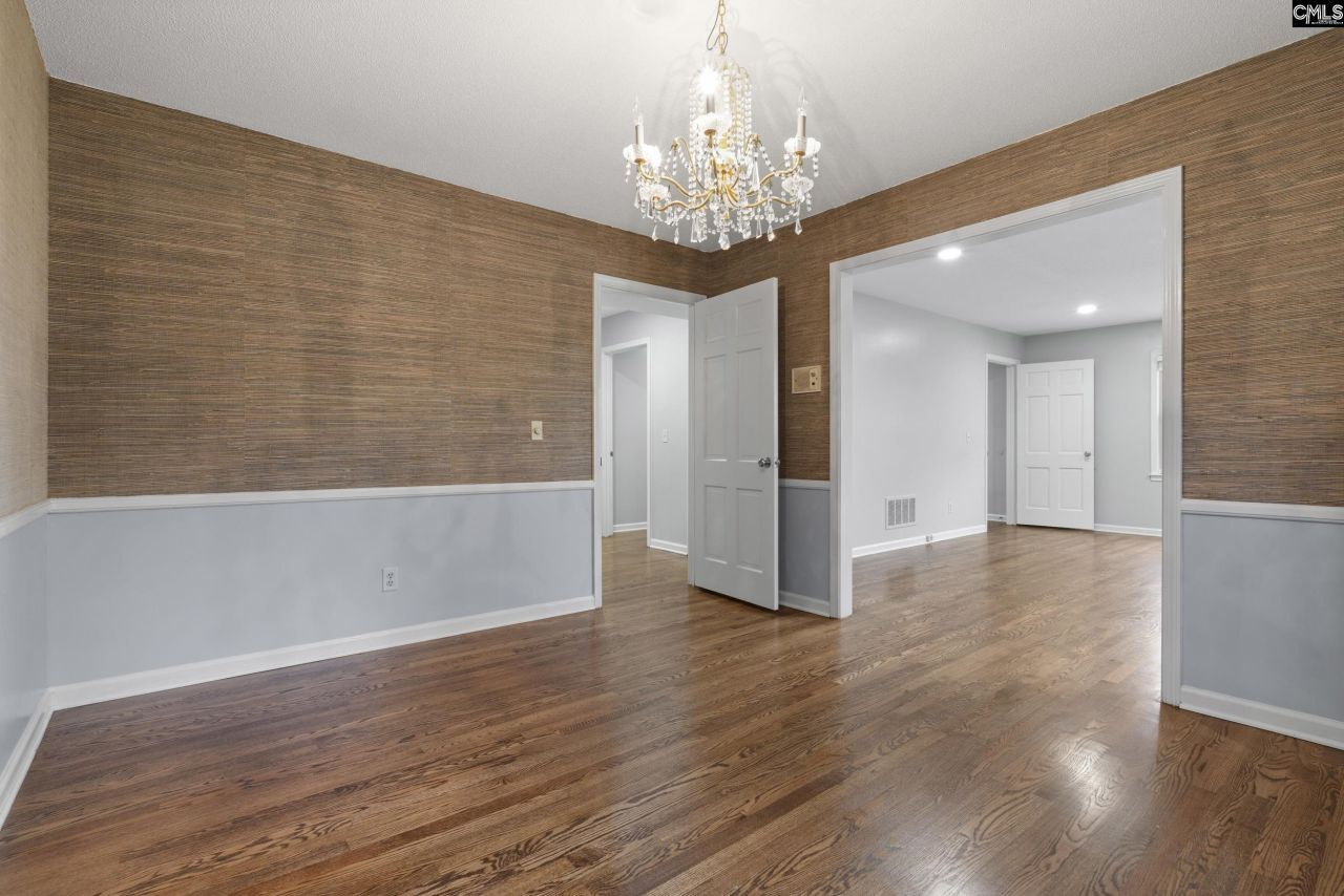 3301 Overcreek  Photo 7