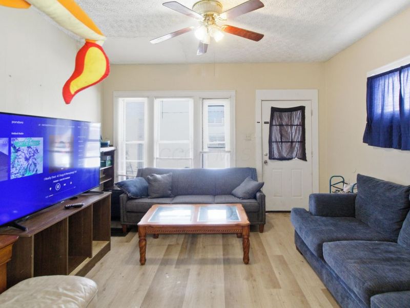 239 241 S Ogden Avenue, Columbus, OH 43204 Photo 2