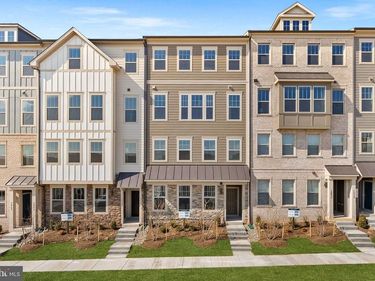 1035 INFERNO TERRACE SE, LEESBURG, VA 20175