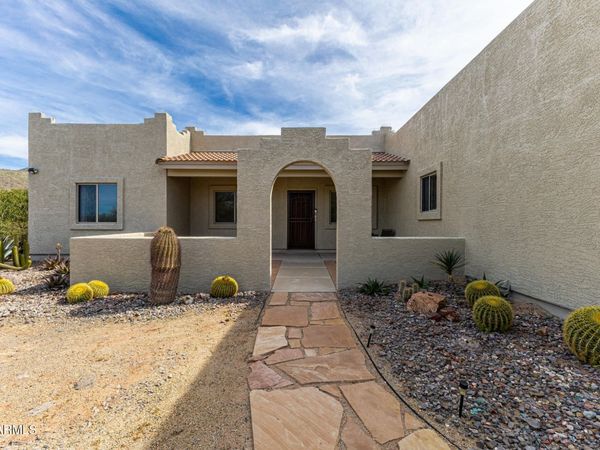 50019 N 23RD Avenue, New River, AZ 85087