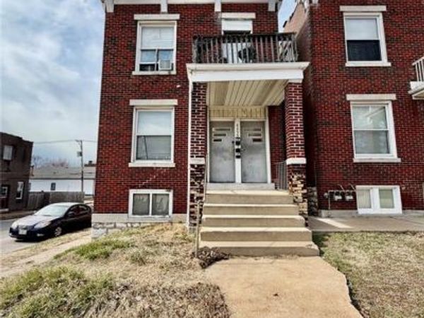 4655 Morgan Ford Road, St Louis, MO 63116