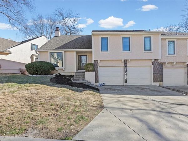 12521 W 85th Terrace, Lenexa, KS 66215