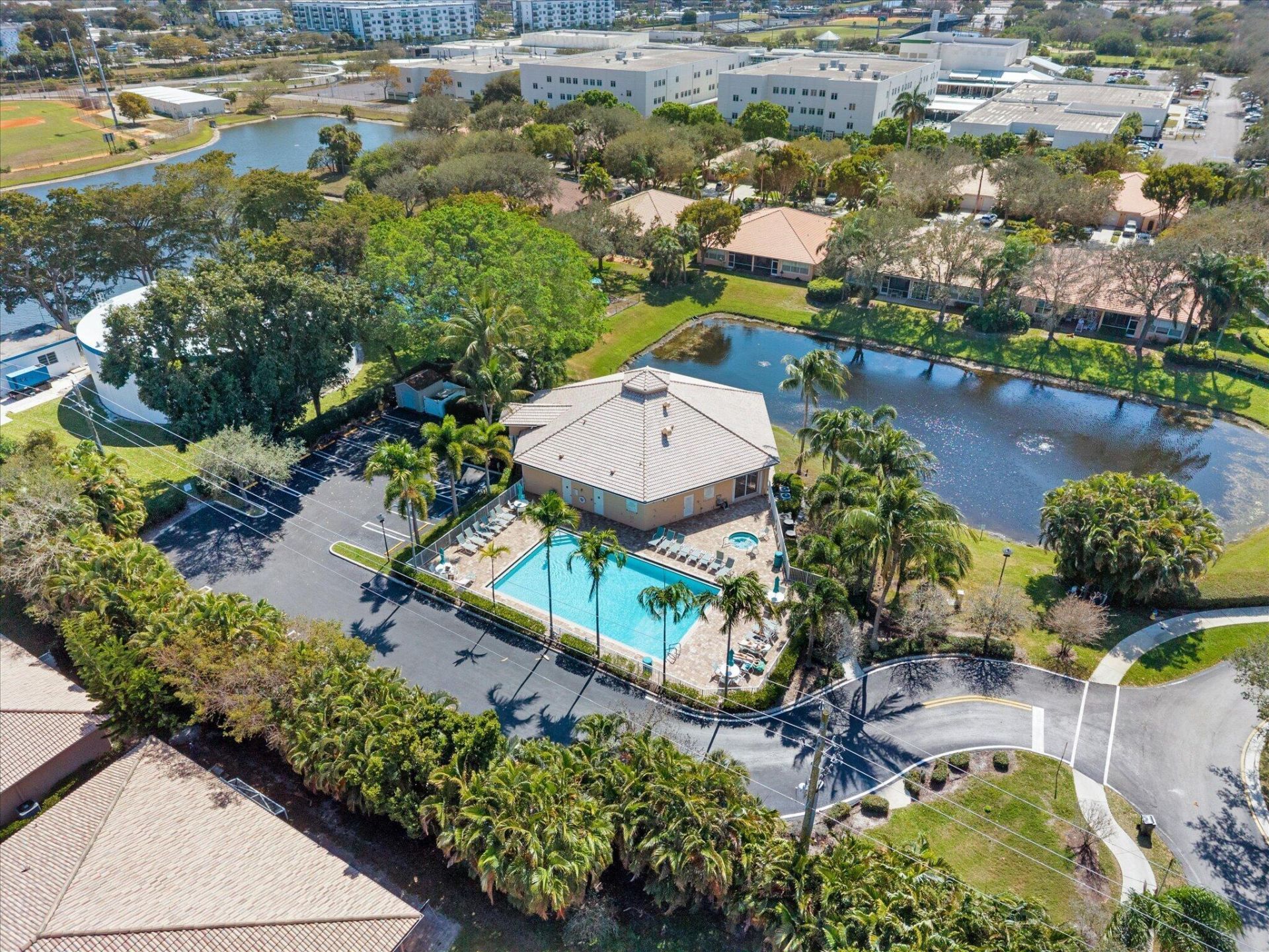 392 W Coral Trace Circle, Delray Beach, FL 33445 Photo