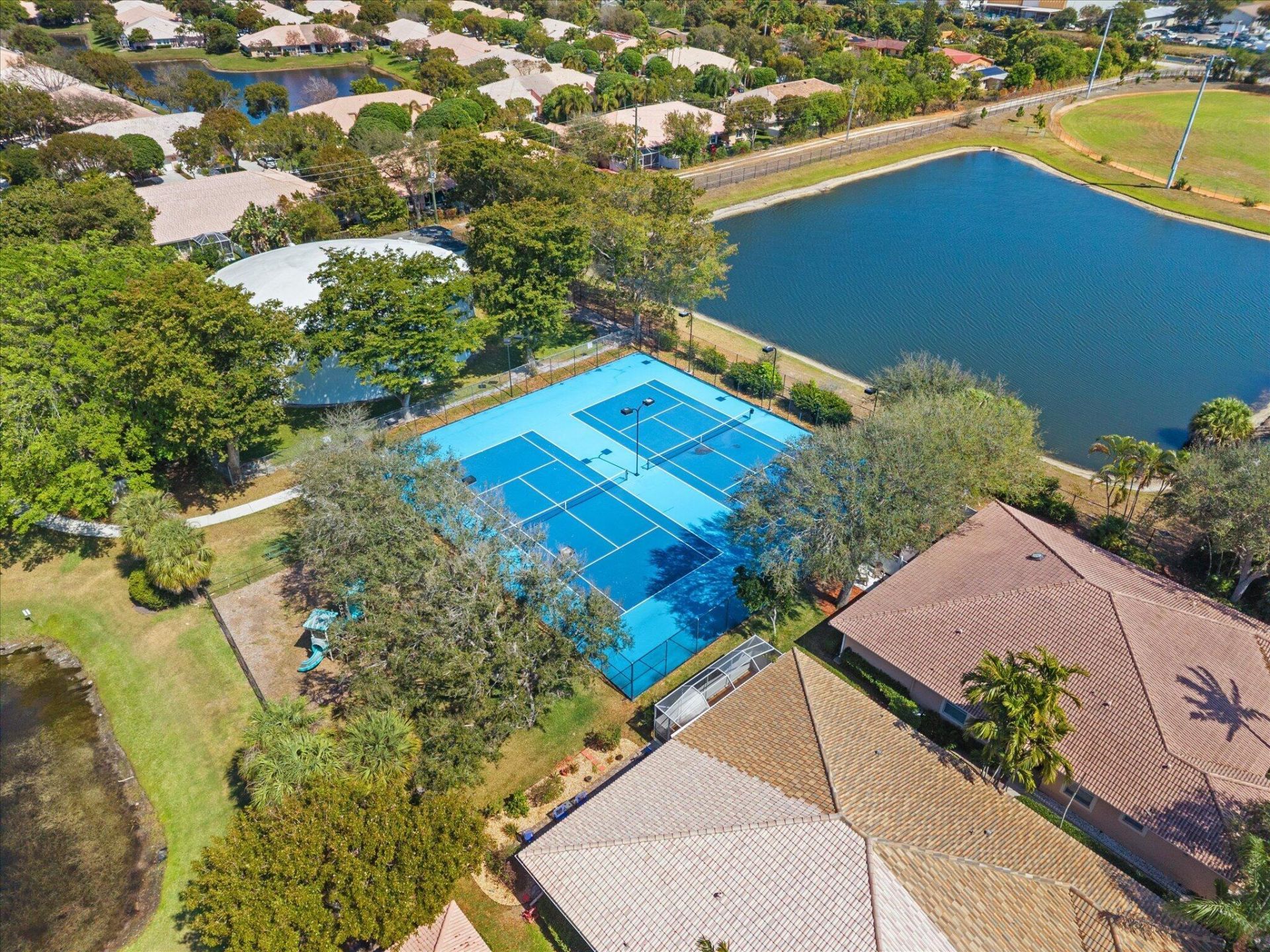 392 W Coral Trace Circle, Delray Beach, FL 33445 Photo