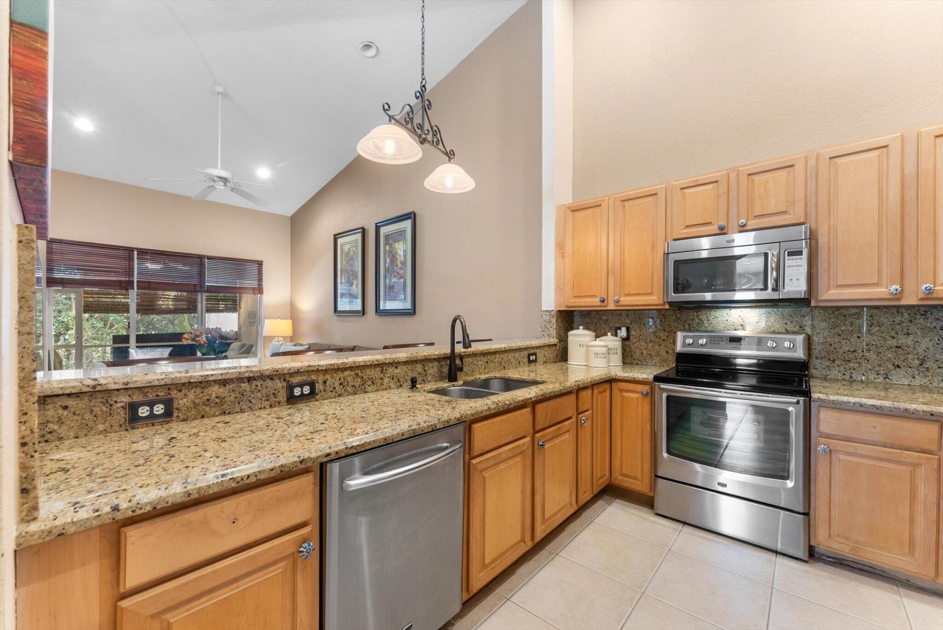 392 W Coral Trace Circle, Delray Beach, FL 33445 Photo