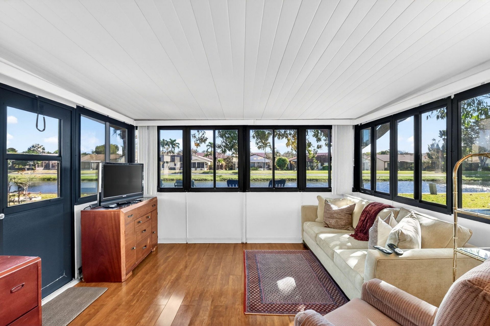 5198 Mirror Lakes Boulevard, Boynton Beach, FL 33472 Photo