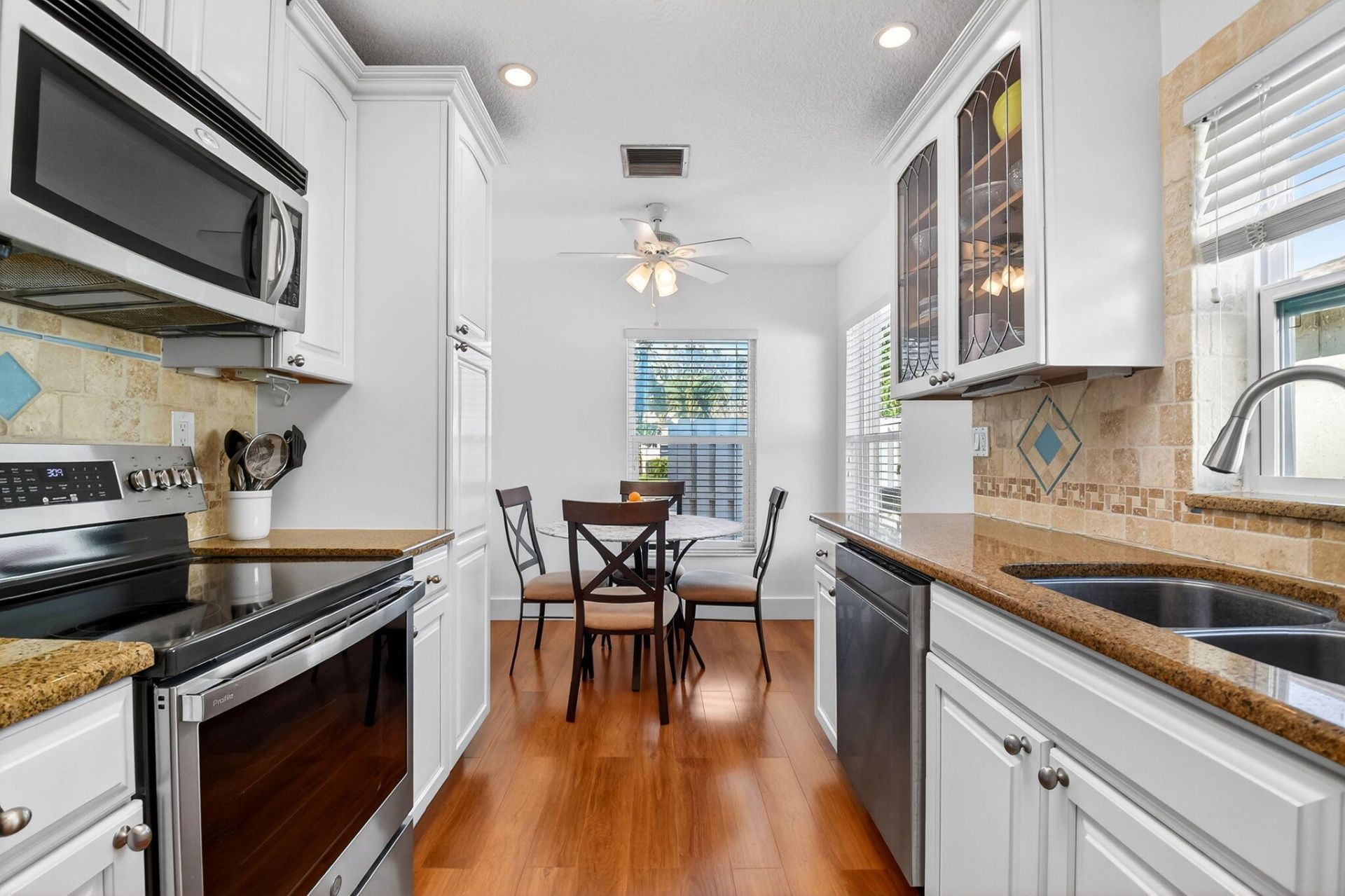 5198 Mirror Lakes Boulevard, Boynton Beach, FL 33472 Photo