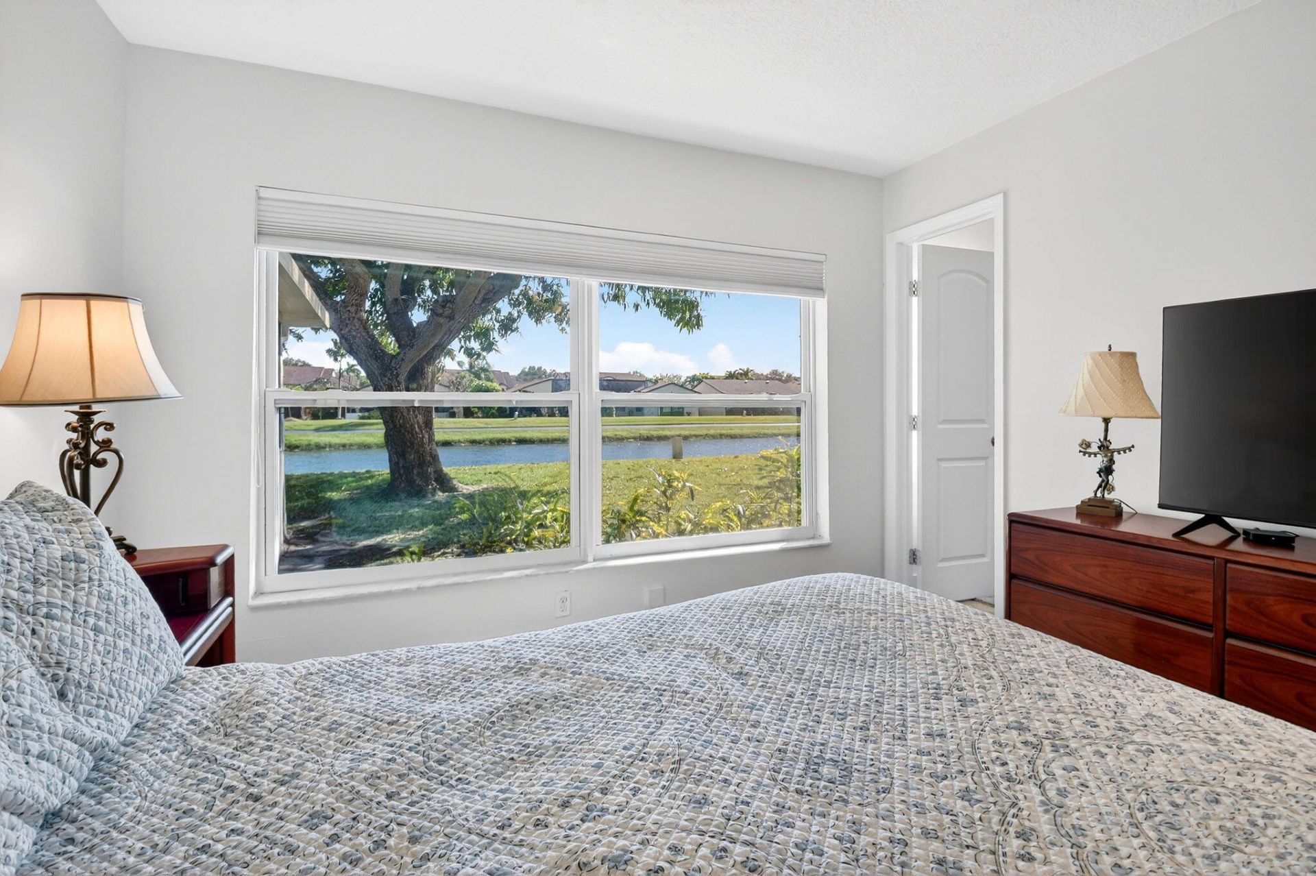 5198 Mirror Lakes Boulevard, Boynton Beach, FL 33472 Photo