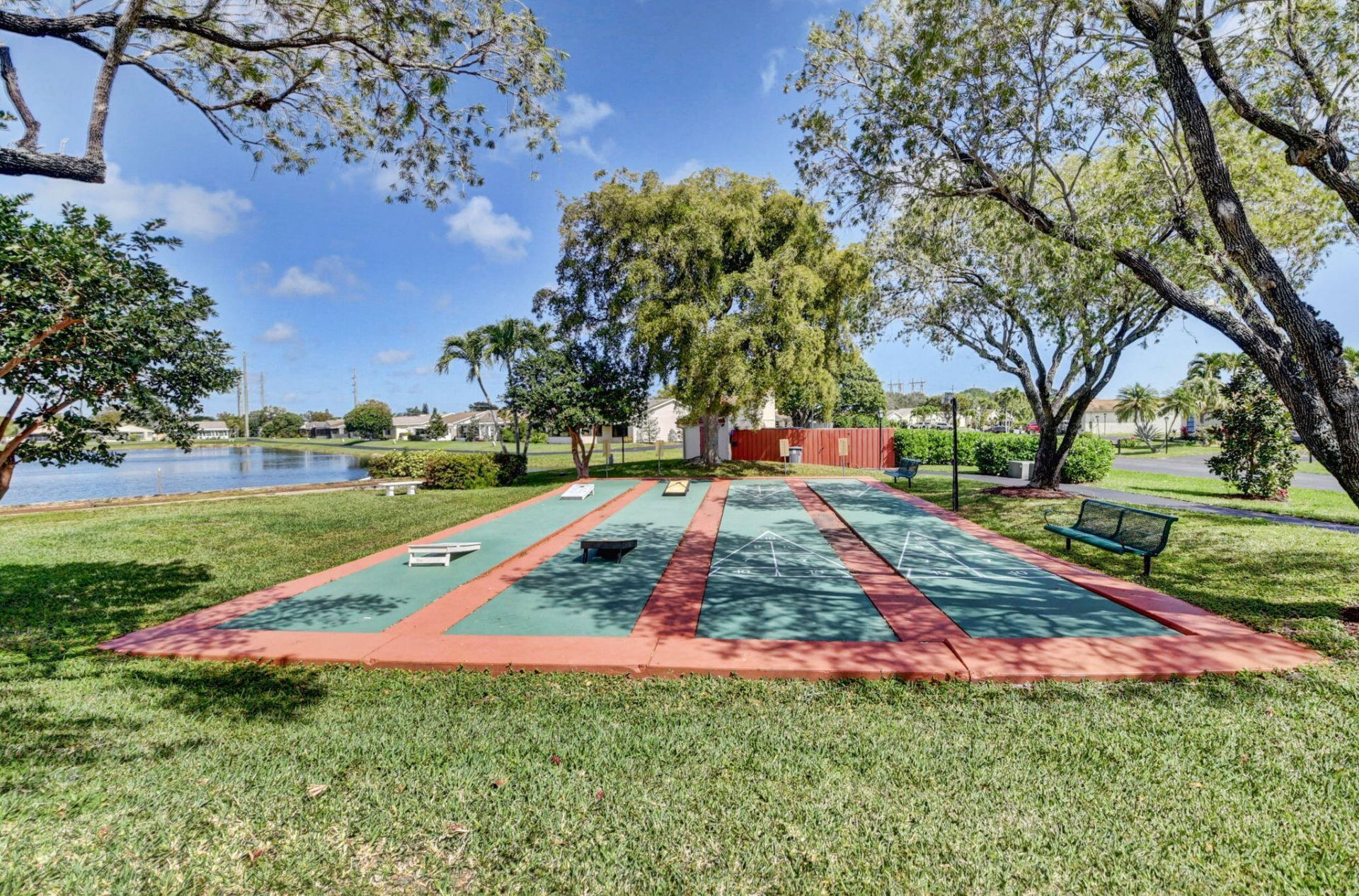 5198 Mirror Lakes Boulevard, Boynton Beach, FL 33472 Photo